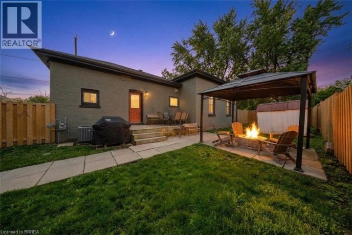 Photo 17 at 62 Walnut Street, Old West Brant, Brantford