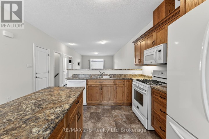 Photo 11 at 111 King Street East, Unit 14 Street, Ingersoll - South, Ingersoll