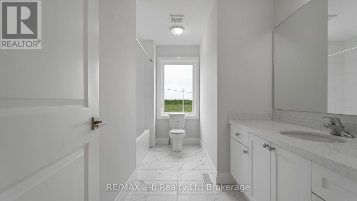 Photo 10 at 99 Cayley Street, Norwich Town, Norwich