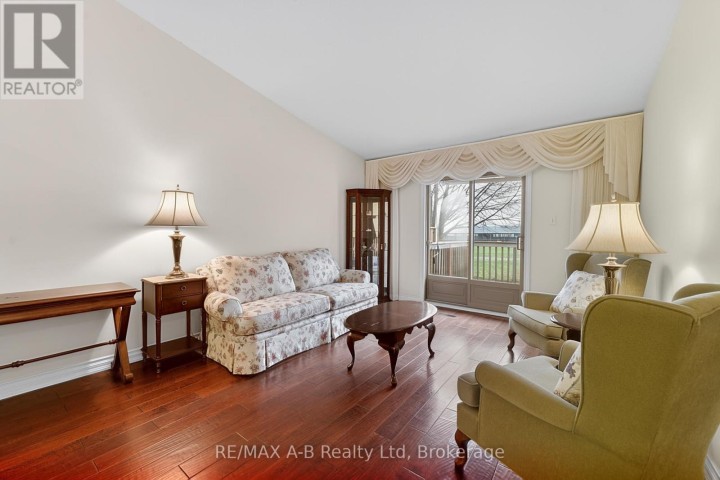 Photo 8 at 23 - 24 Griffiths Drive, Innerkip (Paris), Woodstock