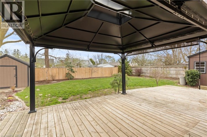 Photo 30 at 45 Driftwood Drive, Rosedale / Gable Height, Brantford