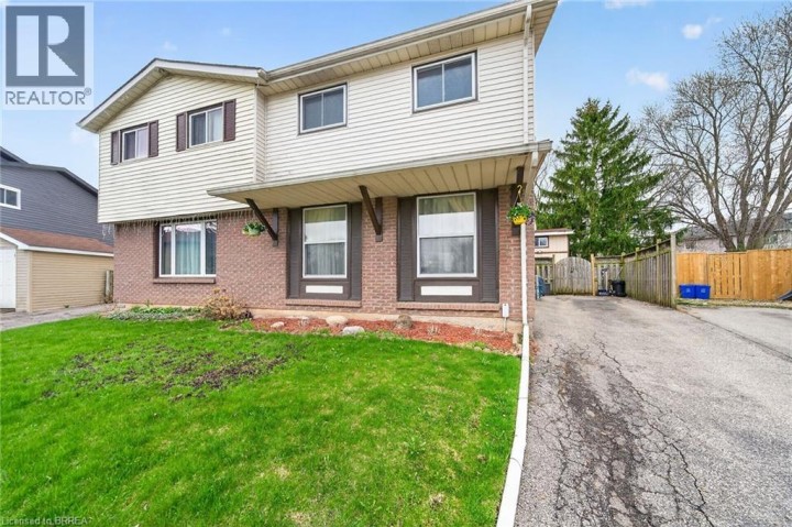 Photo 2 at 34 Enfield Crescent, Brantwood Park, Brantford