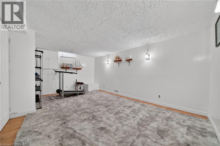Photo 25 at 34 Enfield Crescent, Brantwood Park, Brantford