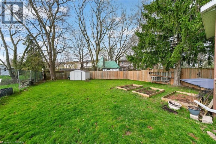 Photo 31 at 34 Enfield Crescent, Brantwood Park, Brantford