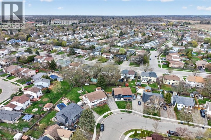 Photo 38 at 34 Enfield Crescent, Brantwood Park, Brantford