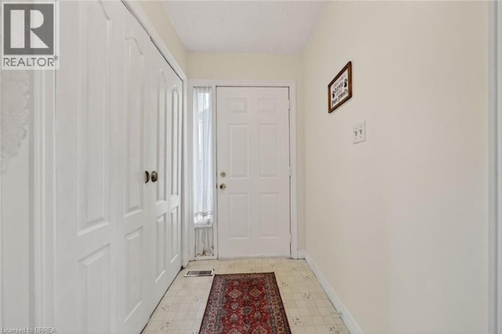 Photo 5 at 34 Enfield Crescent, Brantwood Park, Brantford