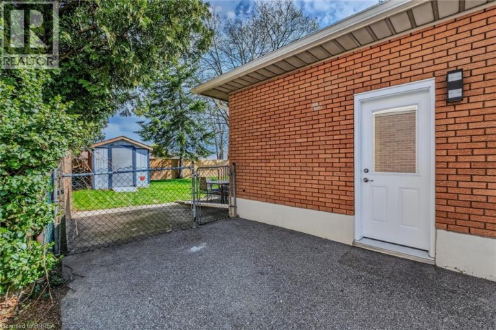 Photo 5 at 27 Allanton Boulevard, Fairview / Greenbrier, Brantford