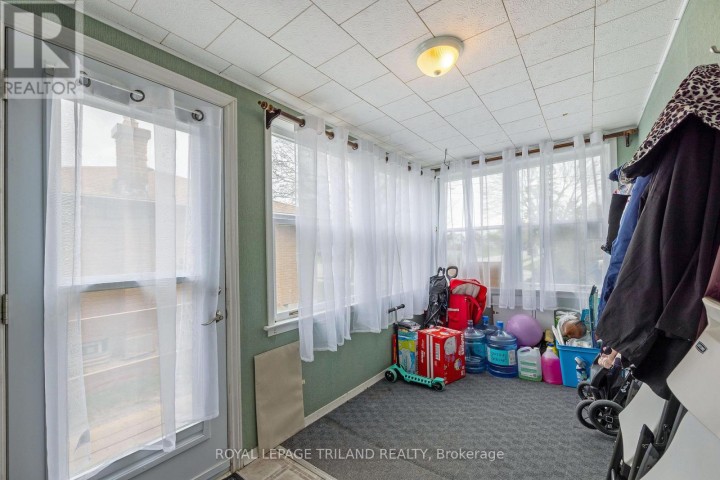 Photo 11 at 570 Elm Street, St. Thomas