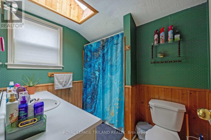 Photo 18 at 570 Elm Street, St. Thomas