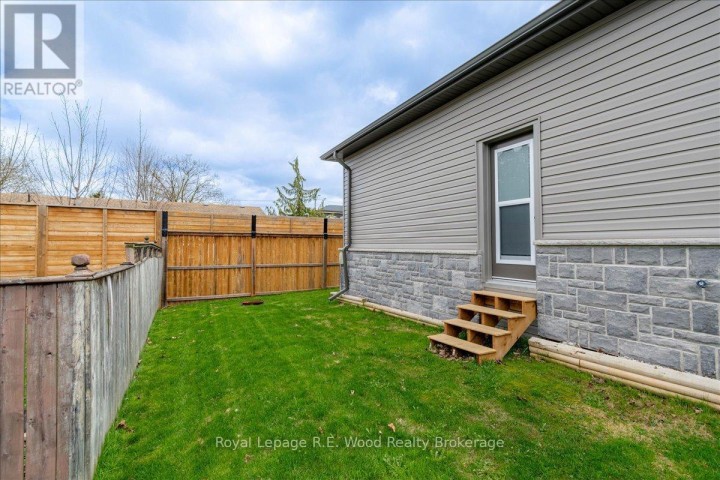 Photo 18 at 44 N Stover Street, Norwich Town, Norwich