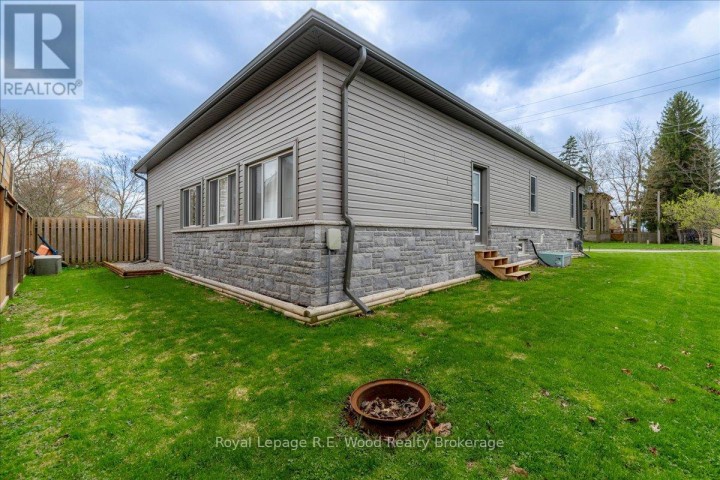 Photo 19 at 44 N Stover Street, Norwich Town, Norwich