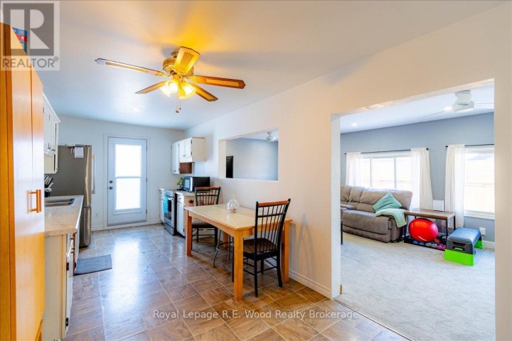 Photo 4 at 44 N Stover Street, Norwich Town, Norwich