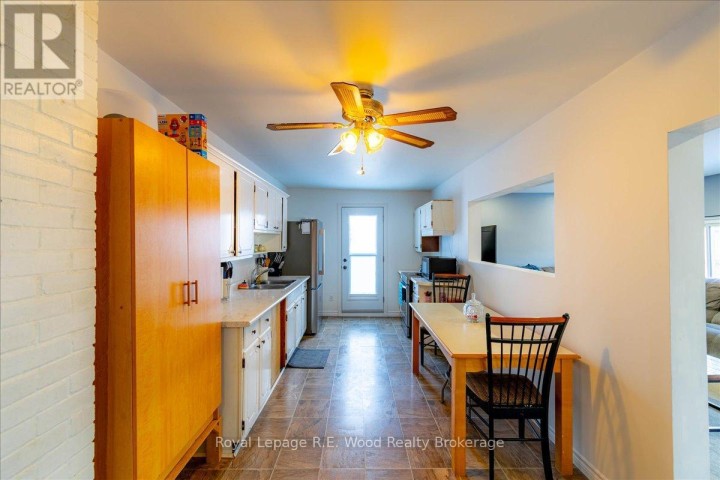 Photo 5 at 44 N Stover Street, Norwich Town, Norwich