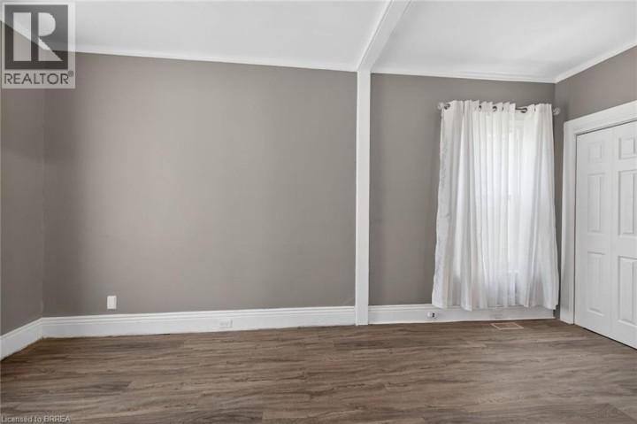 Photo 32 at 27 High Street, Terrace Hill, Brantford