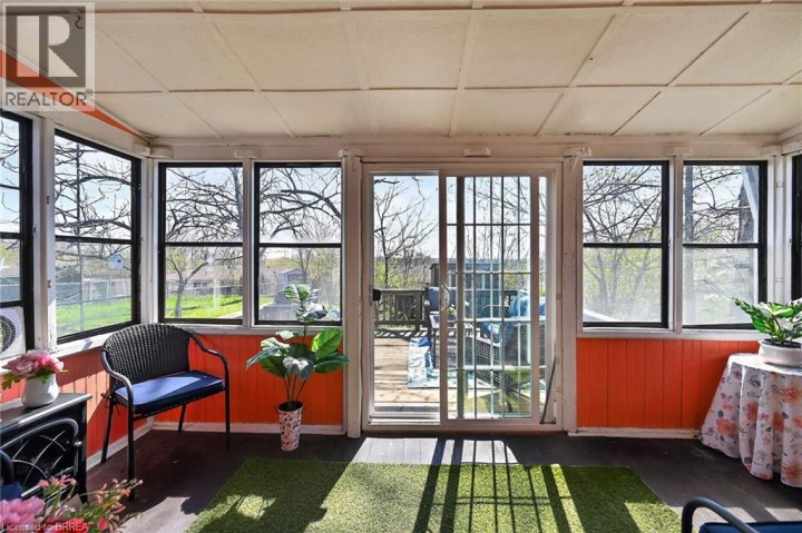 Photo 36 at 27 High Street, Terrace Hill, Brantford