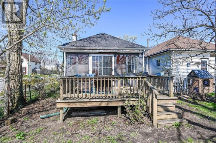 Photo 45 at 27 High Street, Terrace Hill, Brantford