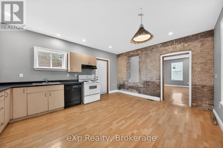 Photo 11 at 12 Fleet Street, Brantford