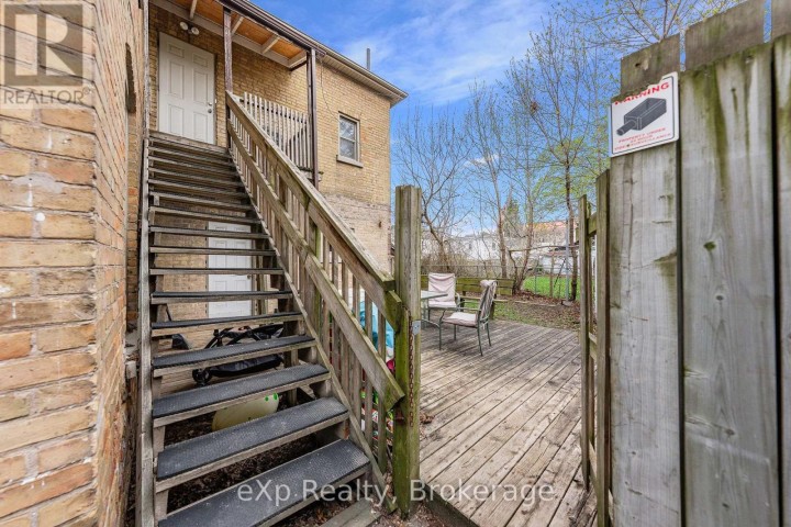 Photo 18 at 12 Fleet Street, Brantford