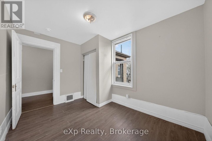 Photo 25 at 12 Fleet Street, Brantford