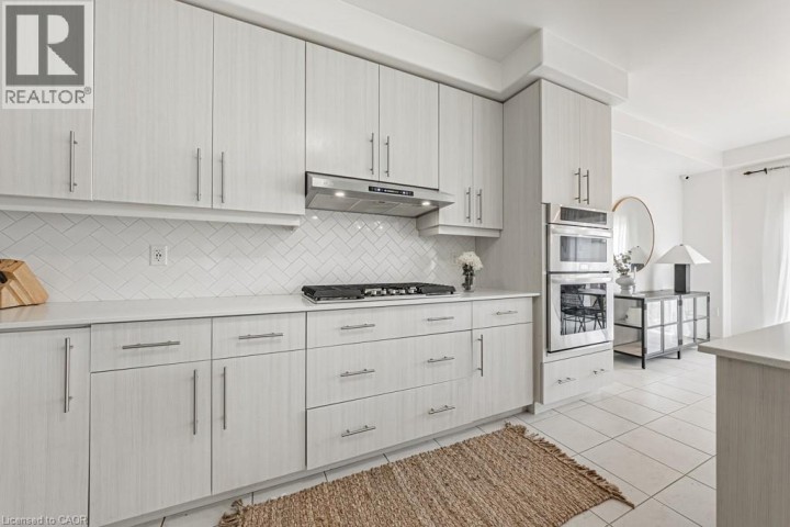 Photo 8 at 462 Blackburn Drive, Empire South, Brantford