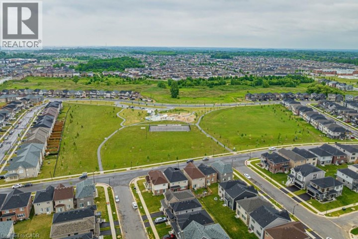 Photo 41 at 462 Blackburn Drive, Empire South, Brantford