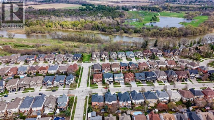 Photo 42 at 169 Falconridge Drive, Lexington / Lincoln Village, Kitchener