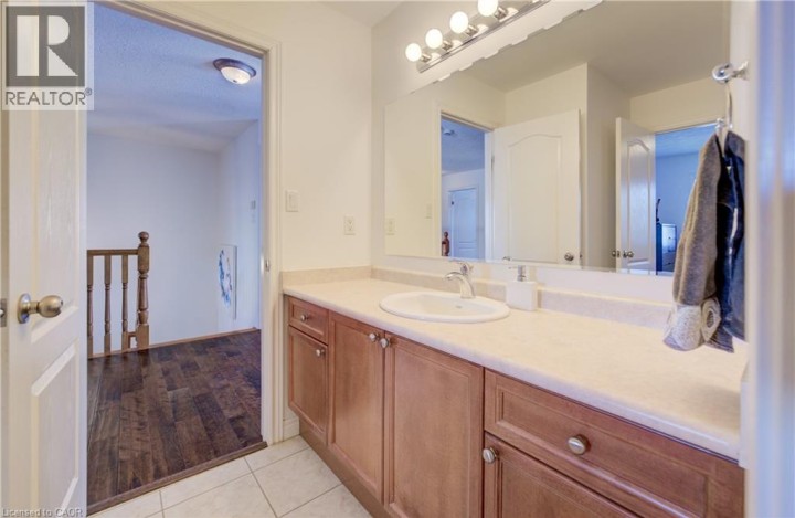 Photo 33 at 169 Falconridge Drive, Lexington / Lincoln Village, Kitchener