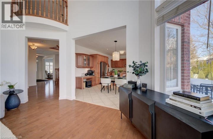 Photo 21 at 169 Falconridge Drive, Lexington / Lincoln Village, Kitchener