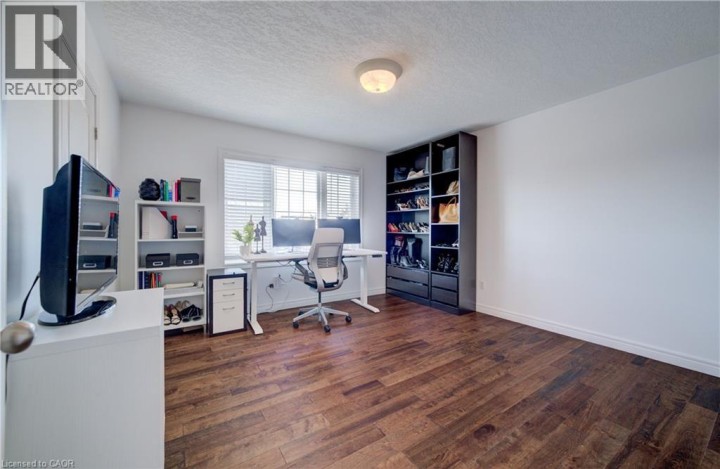 Photo 36 at 169 Falconridge Drive, Lexington / Lincoln Village, Kitchener