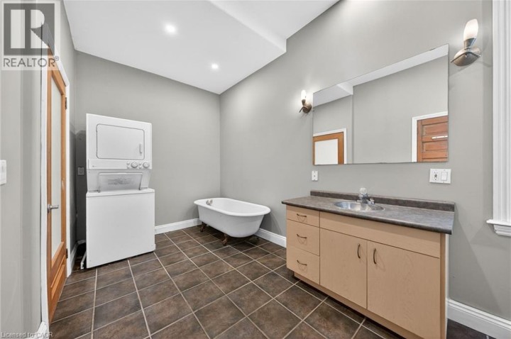 Photo 17 at 12 Fleet Street, North Ward, Brantford