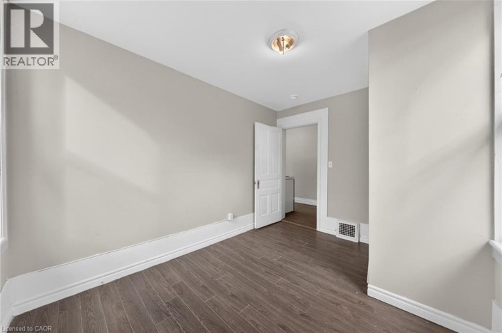 Photo 24 at 12 Fleet Street, North Ward, Brantford