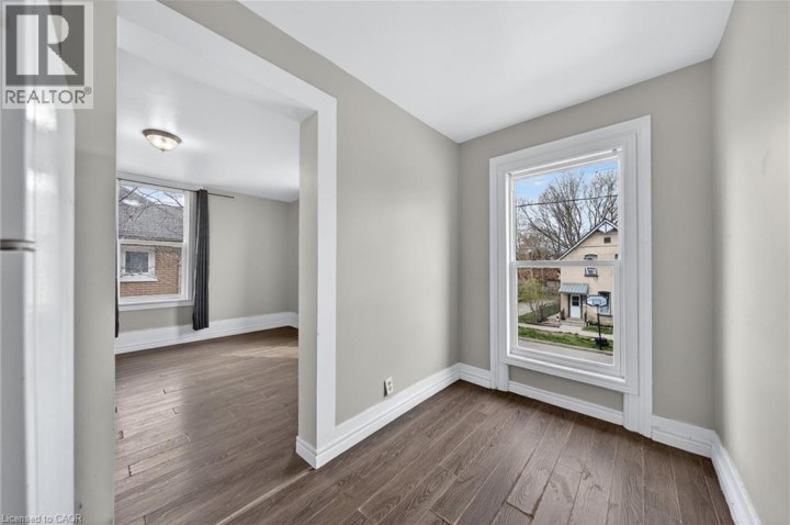 Photo 26 at 12 Fleet Street, North Ward, Brantford