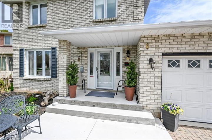 Photo 3 at 6 Winter Way, Beckett, Brantford