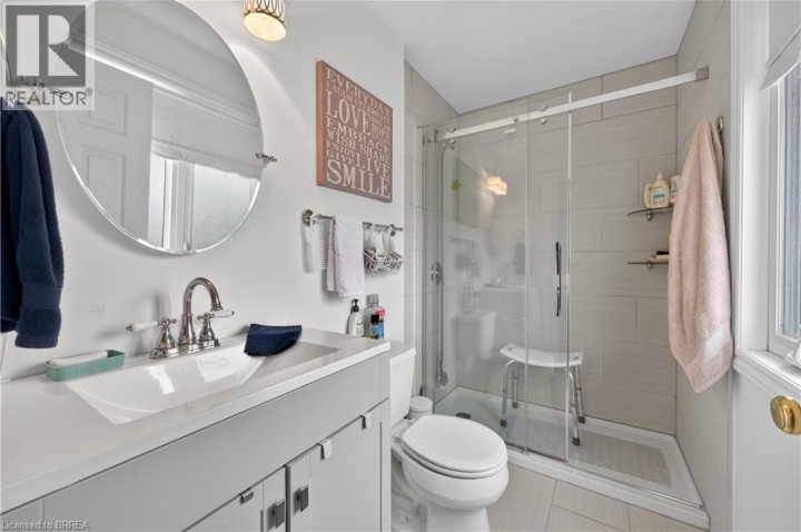 Photo 24 at 6 Winter Way, Beckett, Brantford