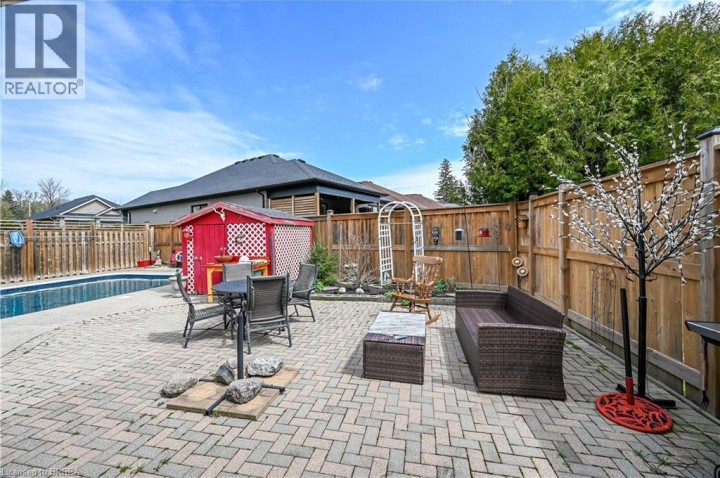 Photo 46 at 6 Winter Way, Beckett, Brantford