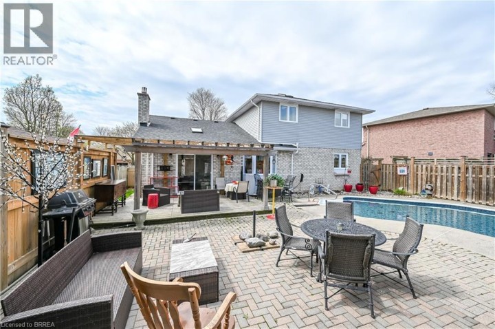 Photo 40 at 6 Winter Way, Beckett, Brantford