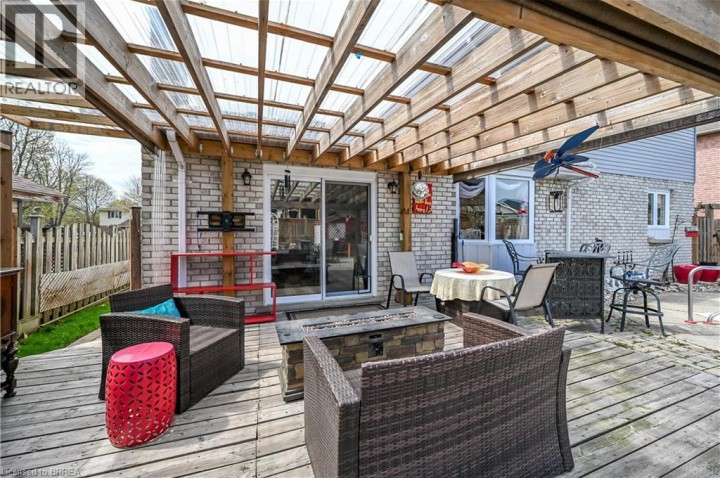 Photo 42 at 6 Winter Way, Beckett, Brantford