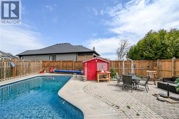 Photo 48 at 6 Winter Way, Beckett, Brantford