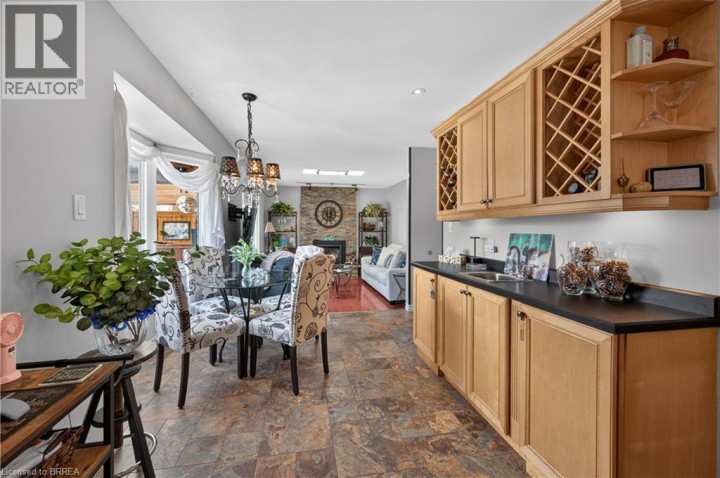 Photo 13 at 6 Winter Way, Beckett, Brantford