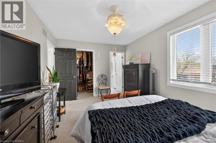 Photo 23 at 6 Winter Way, Beckett, Brantford