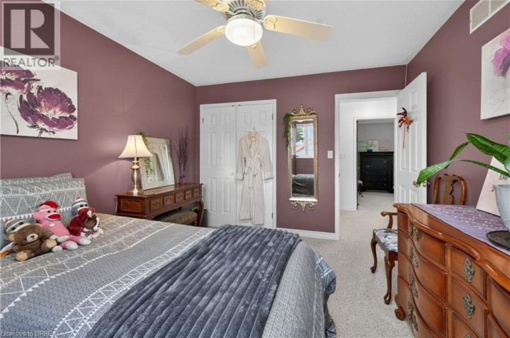 Photo 27 at 6 Winter Way, Beckett, Brantford