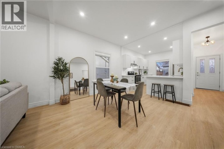 Photo 5 at 8 Main Street, North Ward, Brantford