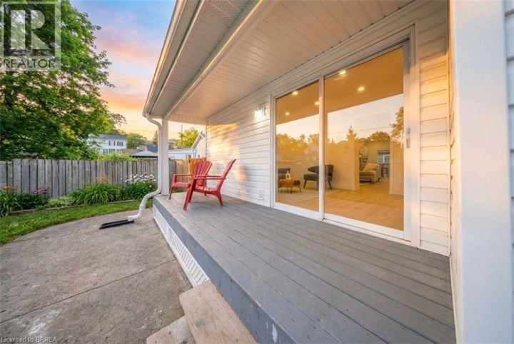 Photo 23 at 8 Main Street, North Ward, Brantford