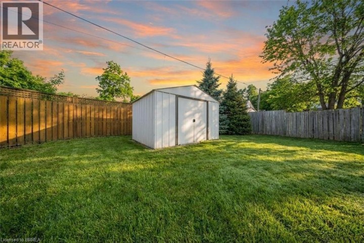 Photo 27 at 8 Main Street, North Ward, Brantford