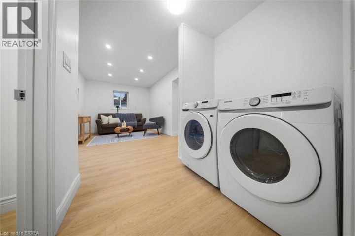 Photo 17 at 8 Main Street, North Ward, Brantford