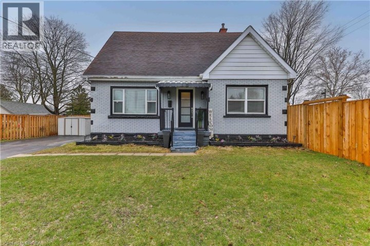 Photo 2 at 75 Tollgate Road, Queensway / Grove, Brantford