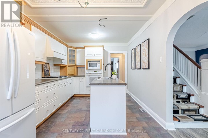 Photo 7 at 108 Myrtle Street, St. Thomas