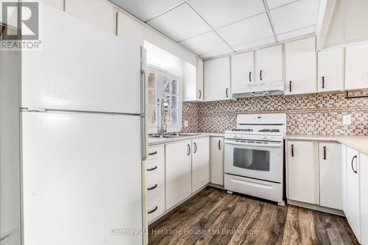 Photo 10 at 152 E Charles Street, Ingersoll - South, Ingersoll