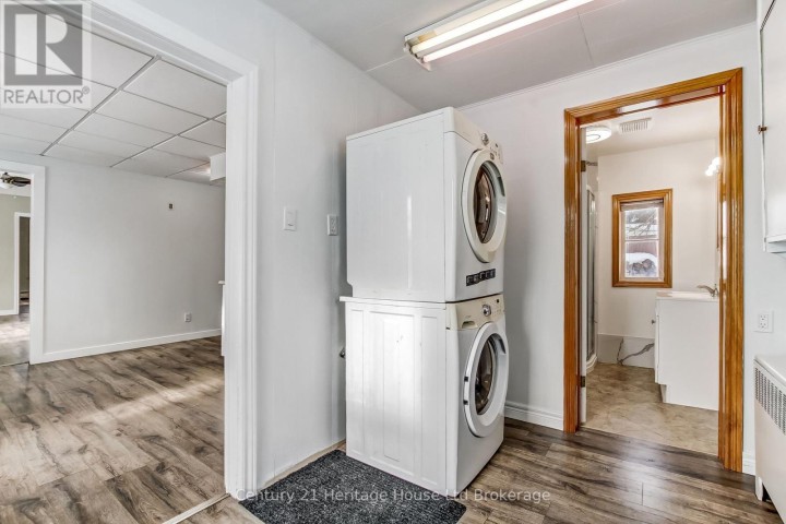 Photo 12 at 152 E Charles Street, Ingersoll - South, Ingersoll