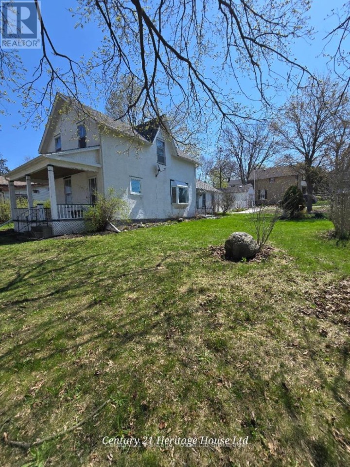 Photo 2 at 152 E Charles Street, Ingersoll - South, Ingersoll